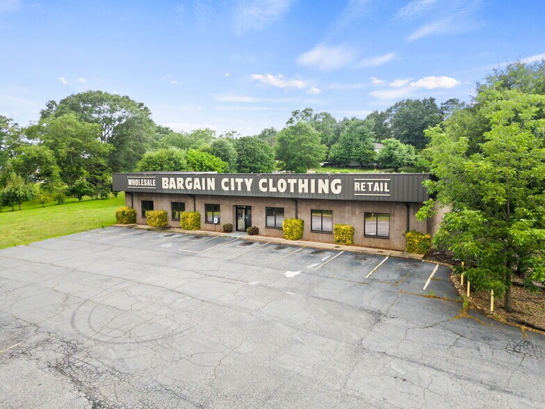 More Photos Of 795 Rice Rd, Spartanburg Light Distribution For Lease