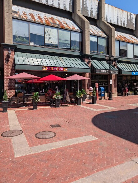 More Photos Of 2 East India Sq, Salem General Retail For Lease