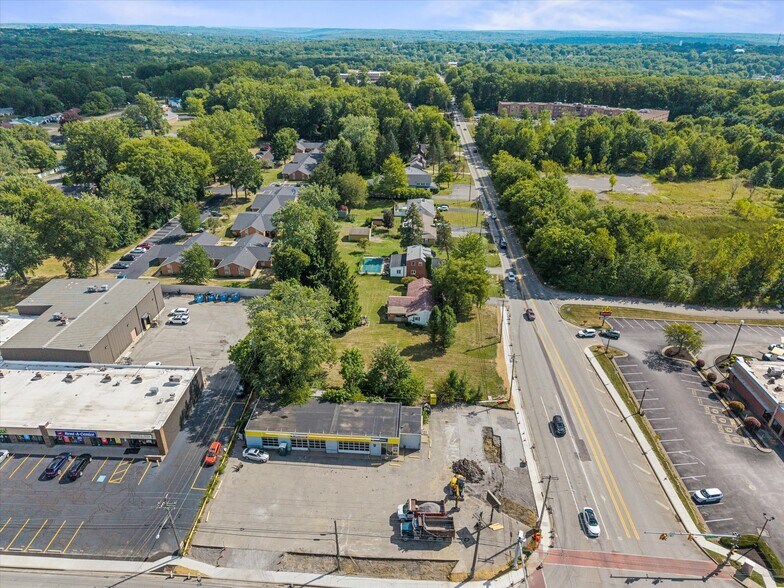 More Photos Of 39 S Buhl Farm Dr, Hermitage Storefront Retail Office For Sale
