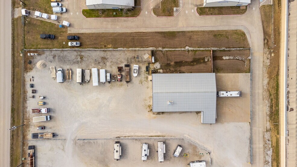 More Photos Of 11525 US-380, Krum Industrial For Lease