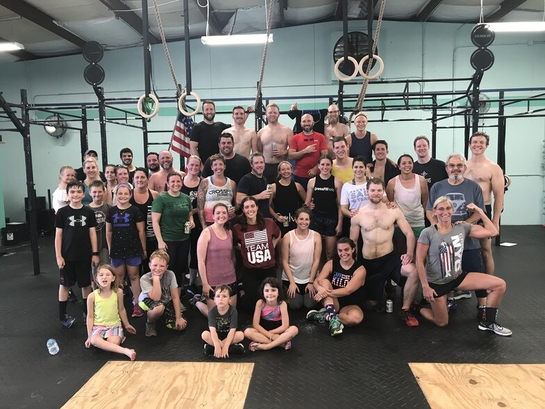 More Photos Of 2385 Corbett St, Jacksonville Warehouse For Lease