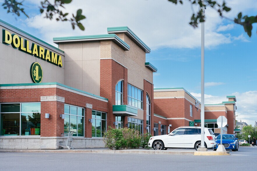 More Photos Of 450 Rue Blainville E, Ste-Thérèse Unknown For Lease