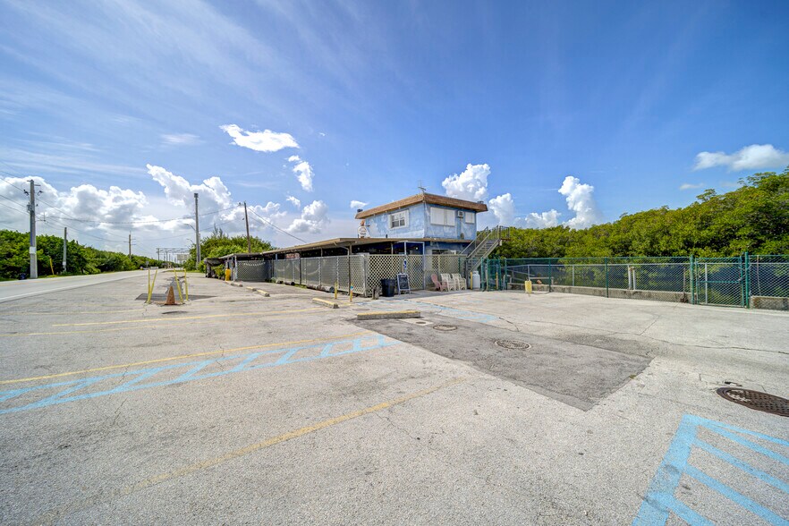 More Photos Of 58000 Card Sound Rd, Key Largo Restaurant For Sale
