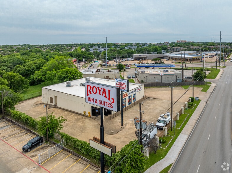 More Photos Of 6960 Marvin D Love Fwy, Dallas Freestanding For Sale