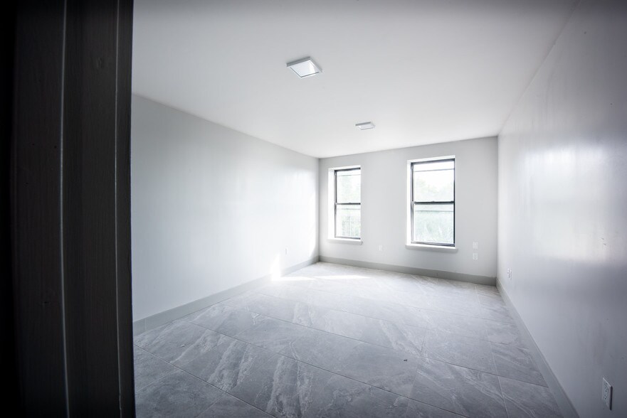 More Photos Of 657 Crotona Park, Bronx Apartments For Sale