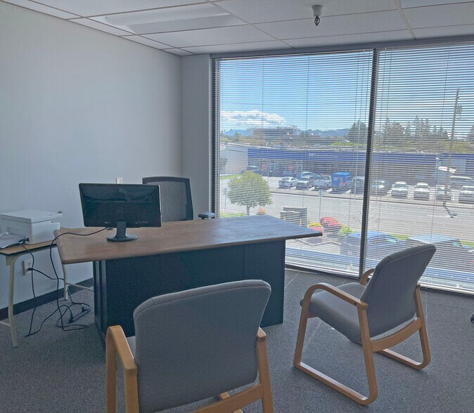More Photos Of 3201 Cleveland Ave, Santa Rosa Office For Sale