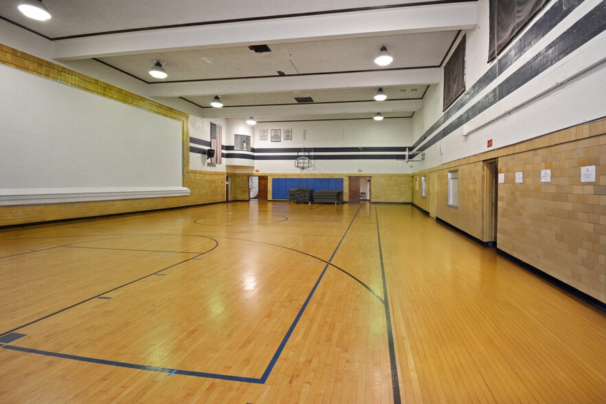 More Photos Of 801 S Madison St, Bloomington Religious Facility For Sale