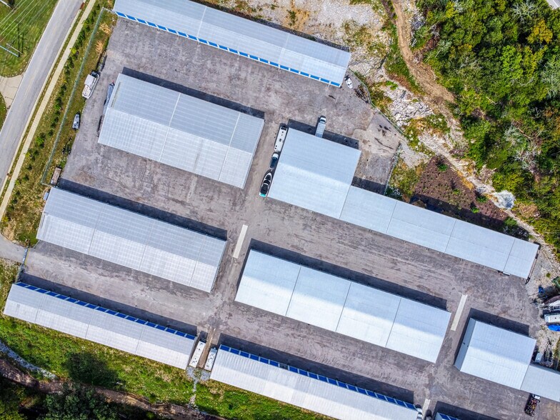 More Photos Of 1360 Pleasant Hill Rd, Nashville Self Storage For Lease