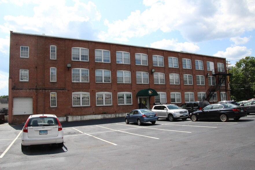 More Photos Of 446A Blake St, New Haven Office For Sale