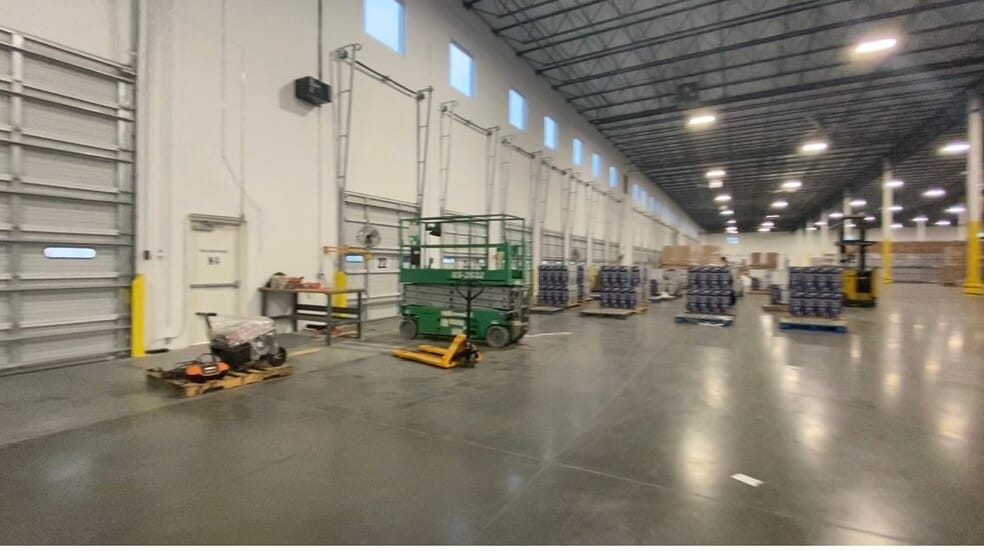 More Photos Of 31895 US Hwy 90 BUS, Brookshire Industrial For Sale