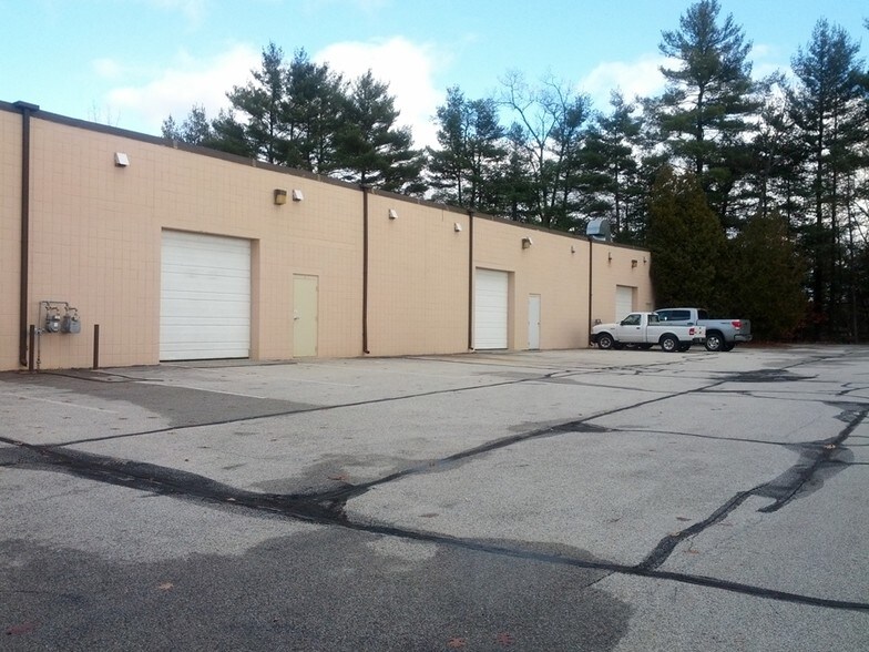 More Photos Of 2 Townsend West, Nashua Light Distribution For Lease
