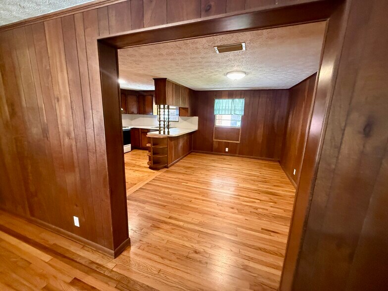 More Photos Of 86050 Pages Dairy Rd, Yulee Office For Sale