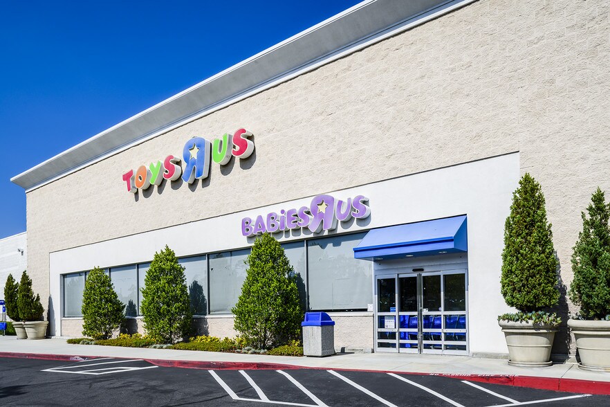 More Photos Of 25222-25902 El Paseo Rd, Mission Viejo Unknown For Lease