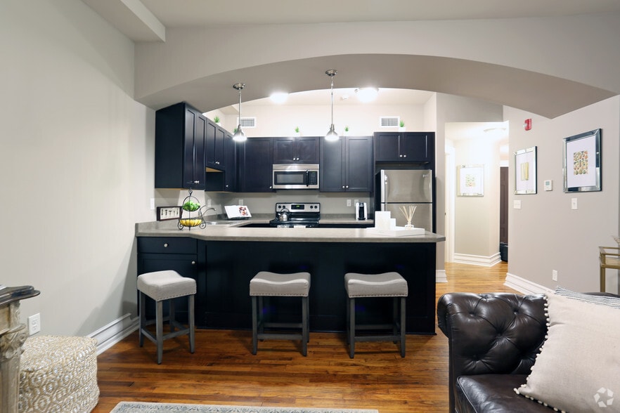 More Photos Of 300 Alexander St, Rochester Apartments For Sale