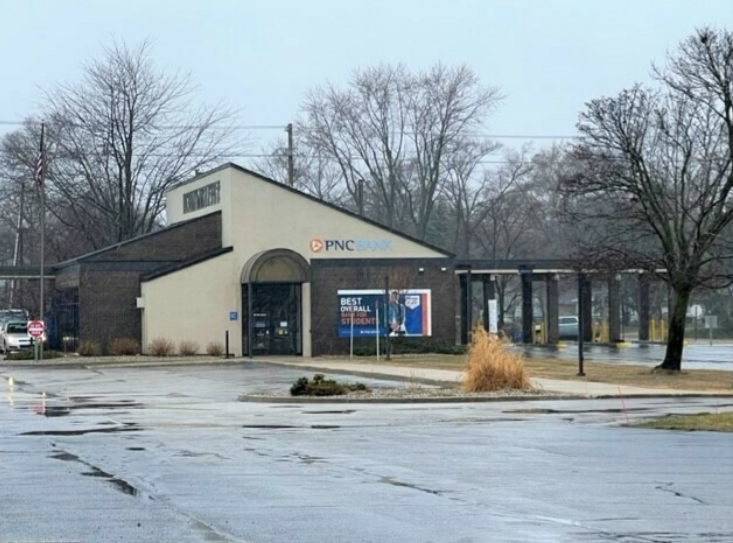 Primary Photo Of 2424 E Apple Ave, Muskegon Bank For Sale