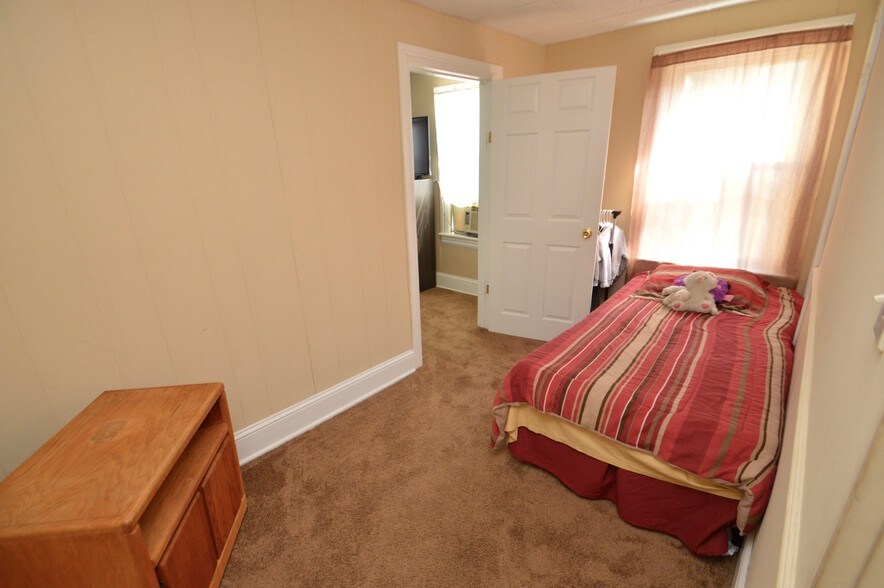 More Photos Of 126-128 E Broad St, Bethlehem Office Residential For Sale