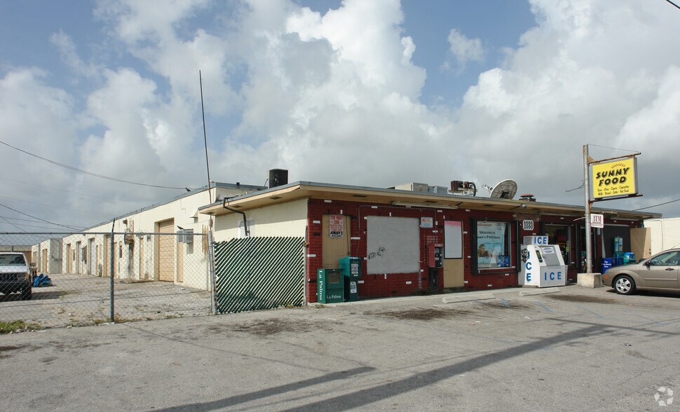 More Photos Of 1041 Silver Beach Rd, Riviera Beach Warehouse For Lease