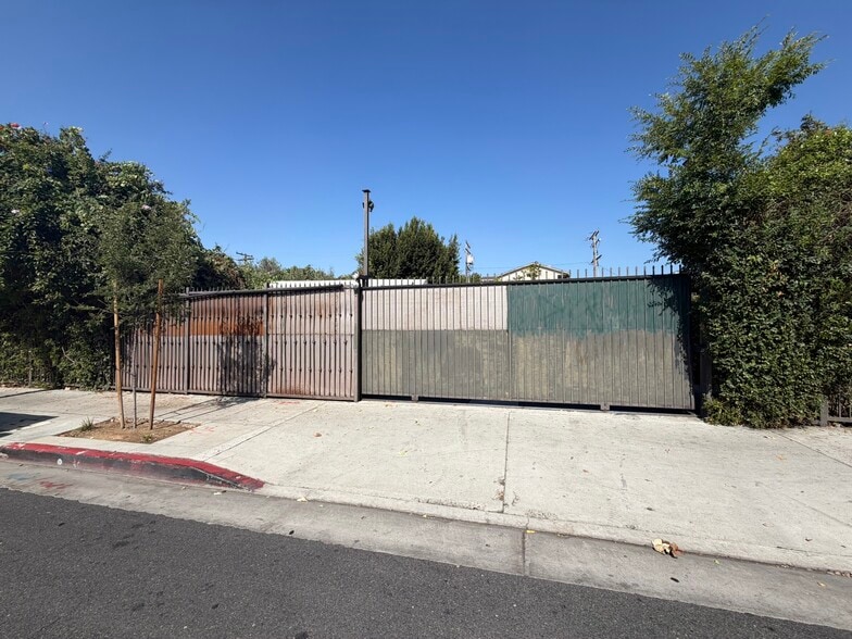 More Photos Of 1201-1205 N La Brea Ave, West Hollywood Restaurant For Lease
