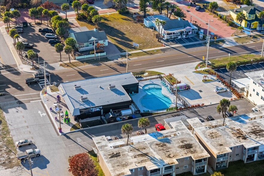 More Photos Of 101 N Atlantic Ave, Cocoa Beach General Retail For Sale