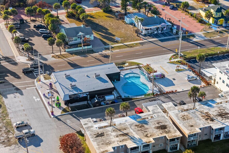 More Photos Of 101 N Atlantic Ave, Cocoa Beach General Retail For Sale