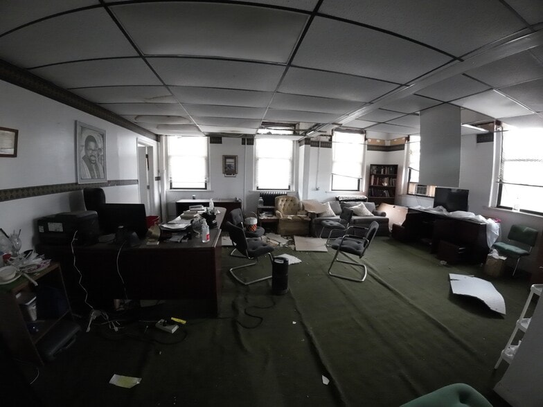 More Photos Of 3212 Reading Rd, Cincinnati Religious Facility For Sale