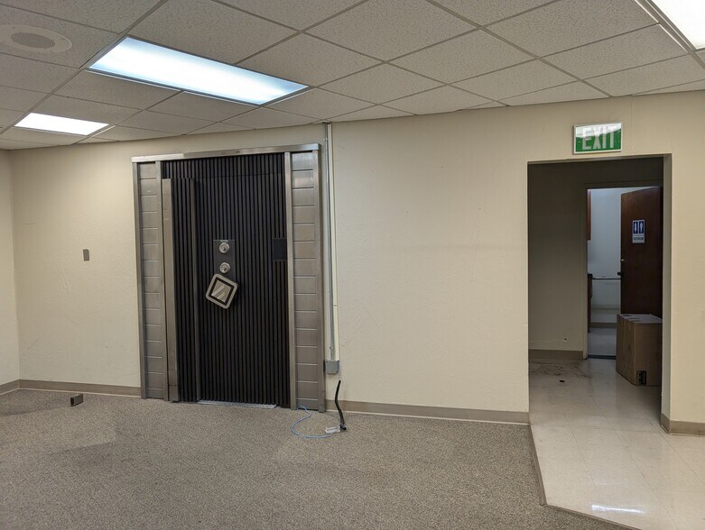 More Photos Of 302 El Paseo Rd, Ojai Office For Sale