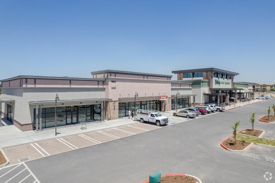 More Photos Of Blue Oaks Blvd, Roseville Unknown For Lease