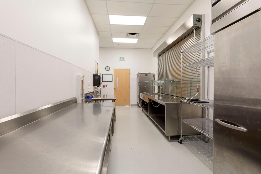 More Photos Of 2121 N 550 W, Provo Office For Sale