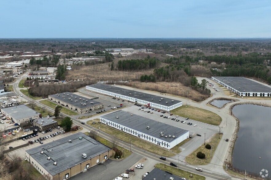 More Photos Of 35-37 Concord St, North Reading Warehouse For Lease
