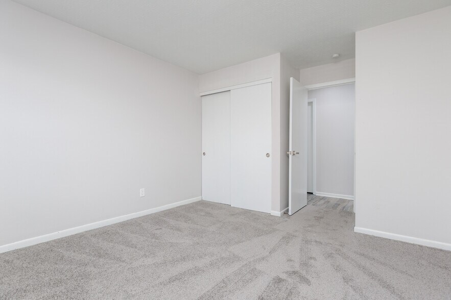 More Photos Of 4577 Olentangy River Rd, Columbus Apartments For Sale