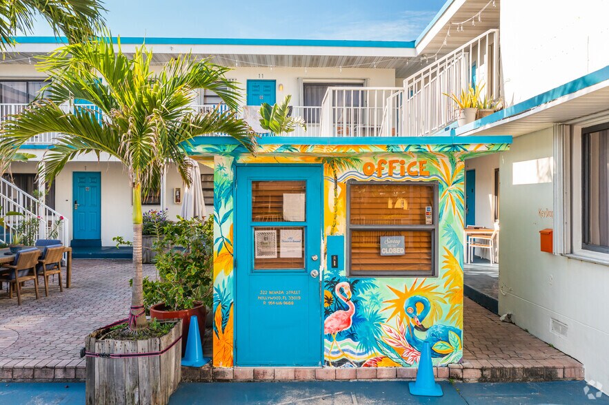 More Photos Of 322 Nevada St, Hollywood Hotel For Sale