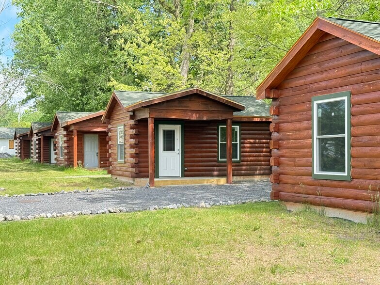 More Photos Of 984 Waterloo Geneva Rd, Waterloo Township Trailer Camper Park For Sale