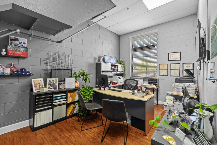 More Photos Of 3104 N Armenia Ave, Tampa Coworking Space