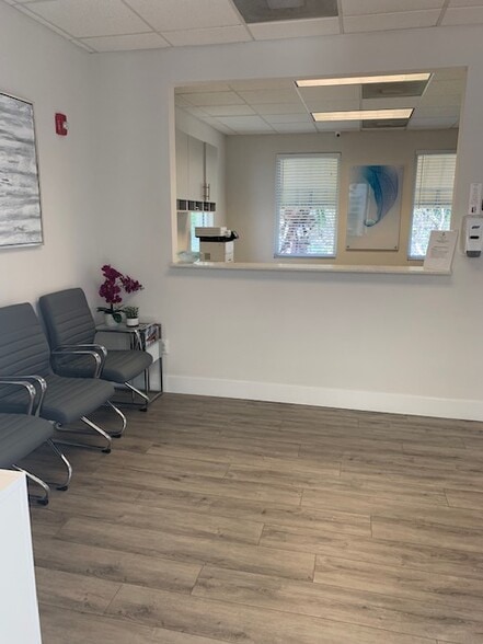 More Photos Of 2731 Executive Park Dr, Weston Medical For Lease