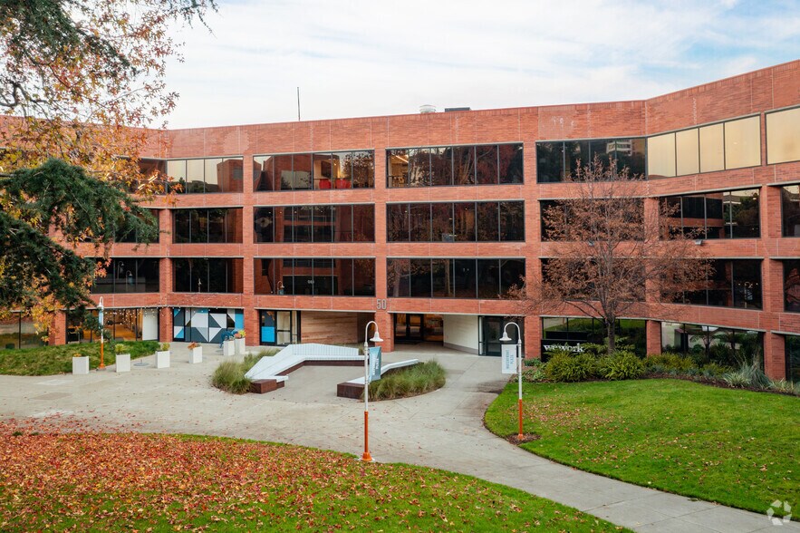 More Photos Of 50 Francisco St, San Francisco Office For Lease