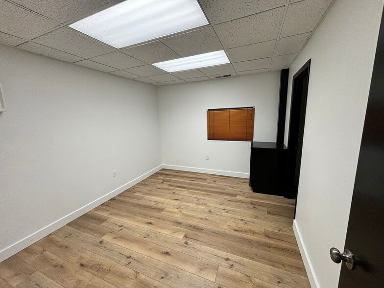 More Photos Of 2185 Liberty St NE, Salem Medical For Lease