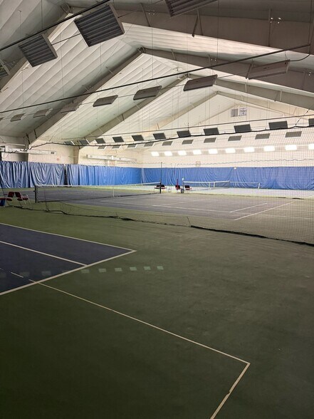 More Photos Of 451 California Rd, Quakertown Sports And Entertainment For Lease