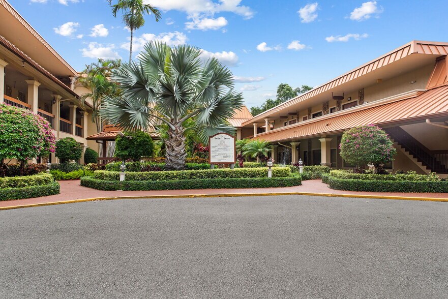 More Photos Of 825-875 Meadows Rd, Boca Raton Medical For Lease