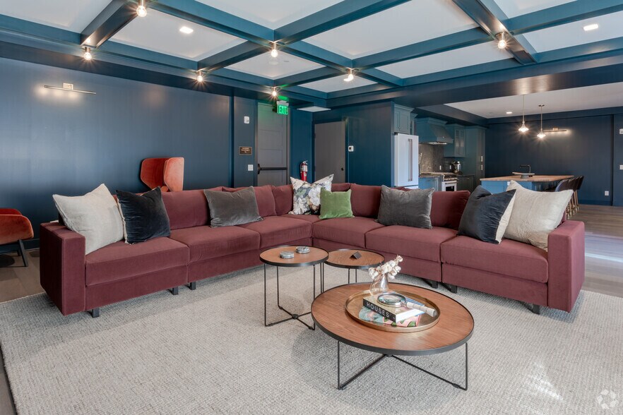 More Photos Of 3901 Sunnyside Rd S, Edina Apartments For Lease