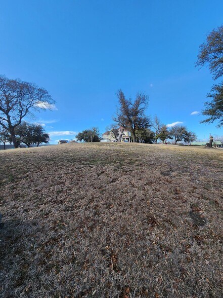 More Photos Of 1105 Palo Pinto St, Weatherford Hospitality For Sale