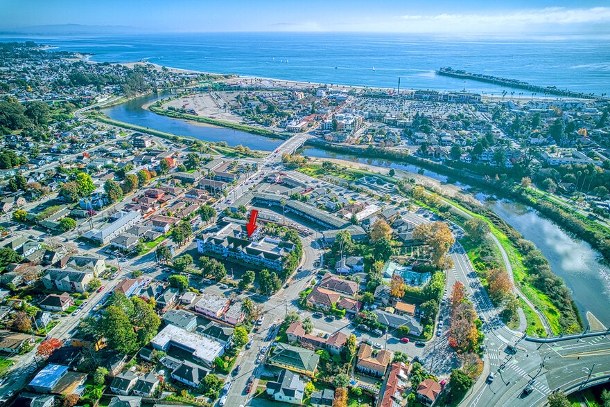 More Photos Of 600 Riverside Ave, Santa Cruz Hotel For Sale