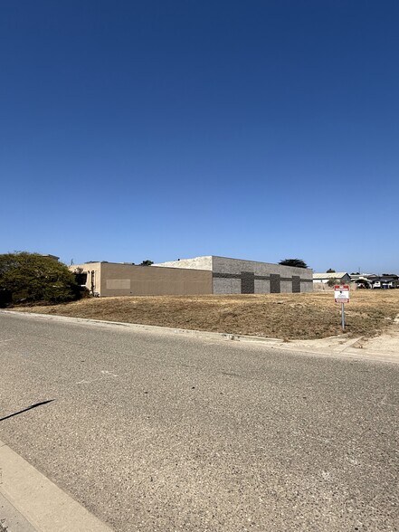More Photos Of 921 Huston St, Grover Beach Manufacturing For Sale