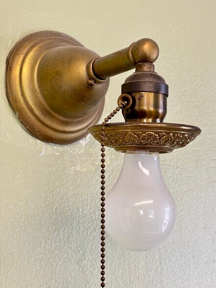 More Photos Of 72 Main St, Delhi Office Residential For Sale