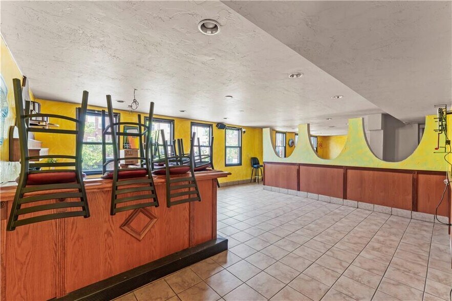 More Photos Of 2512 E Carson St, Pittsburgh Bar For Sale