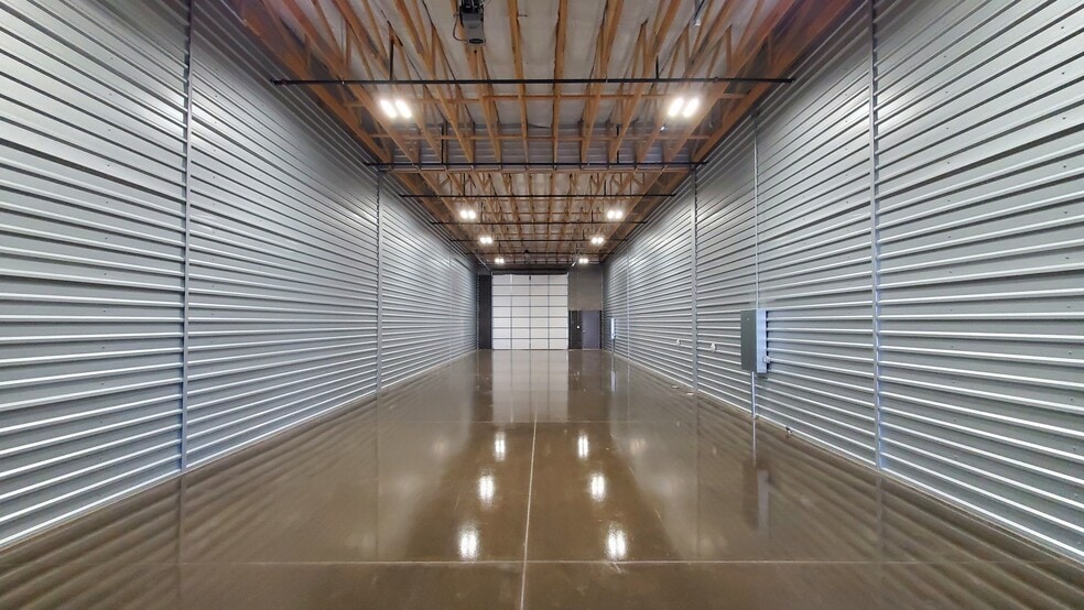 More Photos Of 24925 N 15th Ave, Phoenix Self Storage For Sale