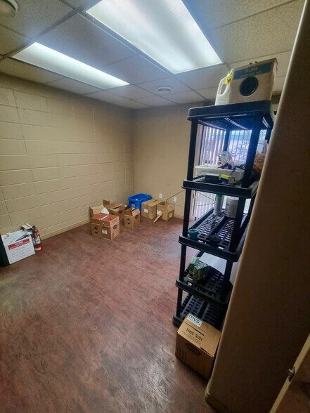 More Photos Of 52 129 Av NW, Edmonton Industrial For Lease