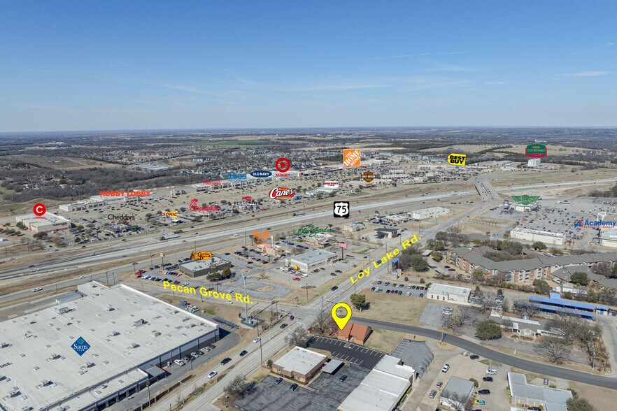 More Photos Of 3415 N Loy Lake Rd, Sherman Medical For Sale