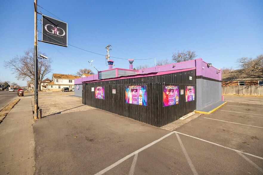 More Photos Of 212 W Harry St, Wichita Bar For Sale
