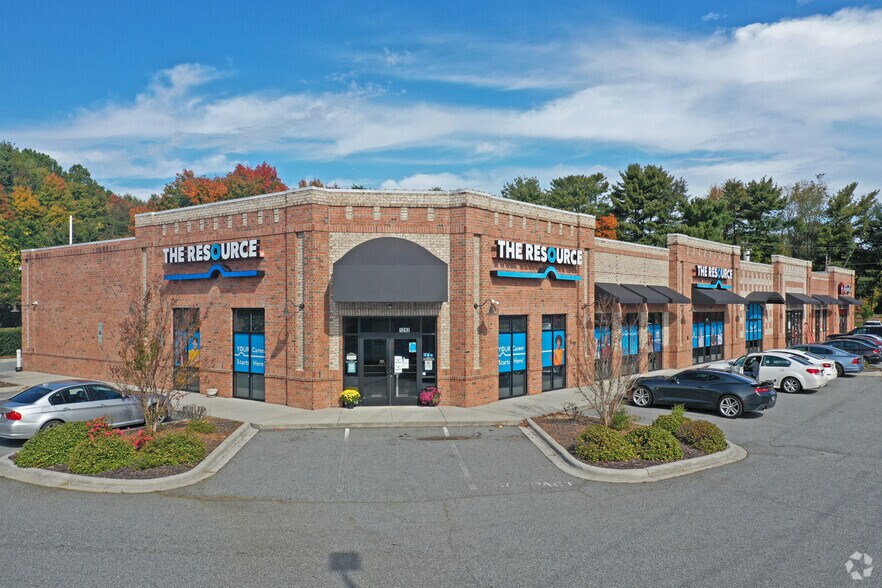 Primary Photo Of 1268 S Stratford Rd, Winston-Salem General Retail For Lease