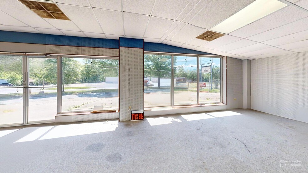 More Photos Of 1005 E Grand Ave, Hot Springs Unknown For Lease